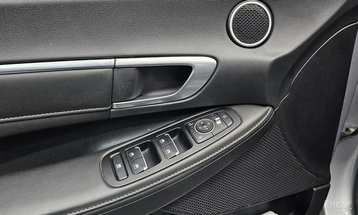 Фото 16 - Hyundai Sonata