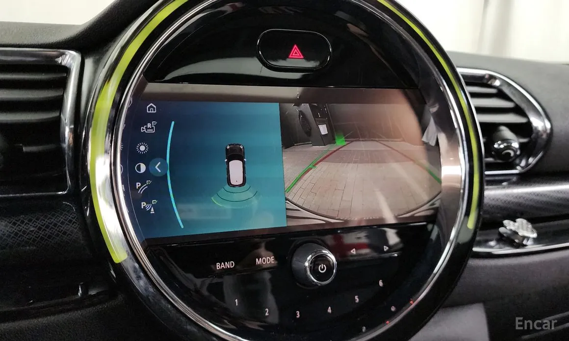 Фото 15 - Mini Clubman