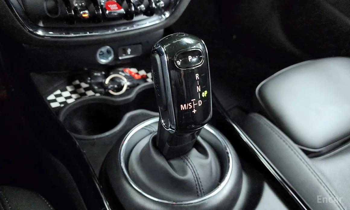 Фото 9 - Mini Clubman