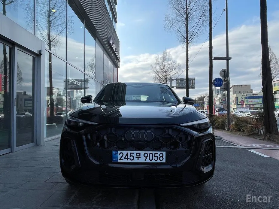 Фото 1 - Audi Q5