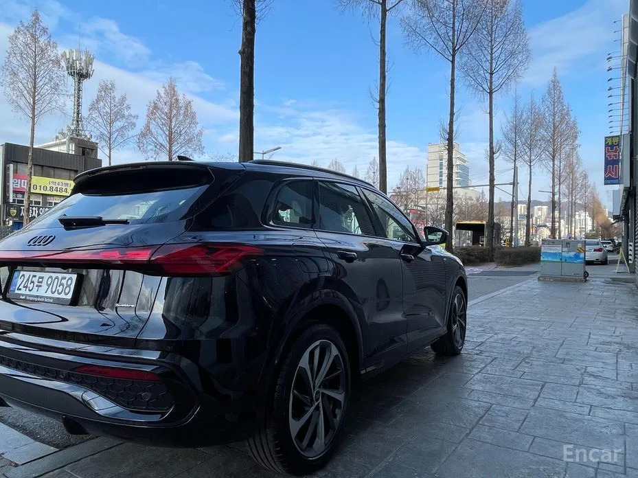 Фото 6 - Audi Q5