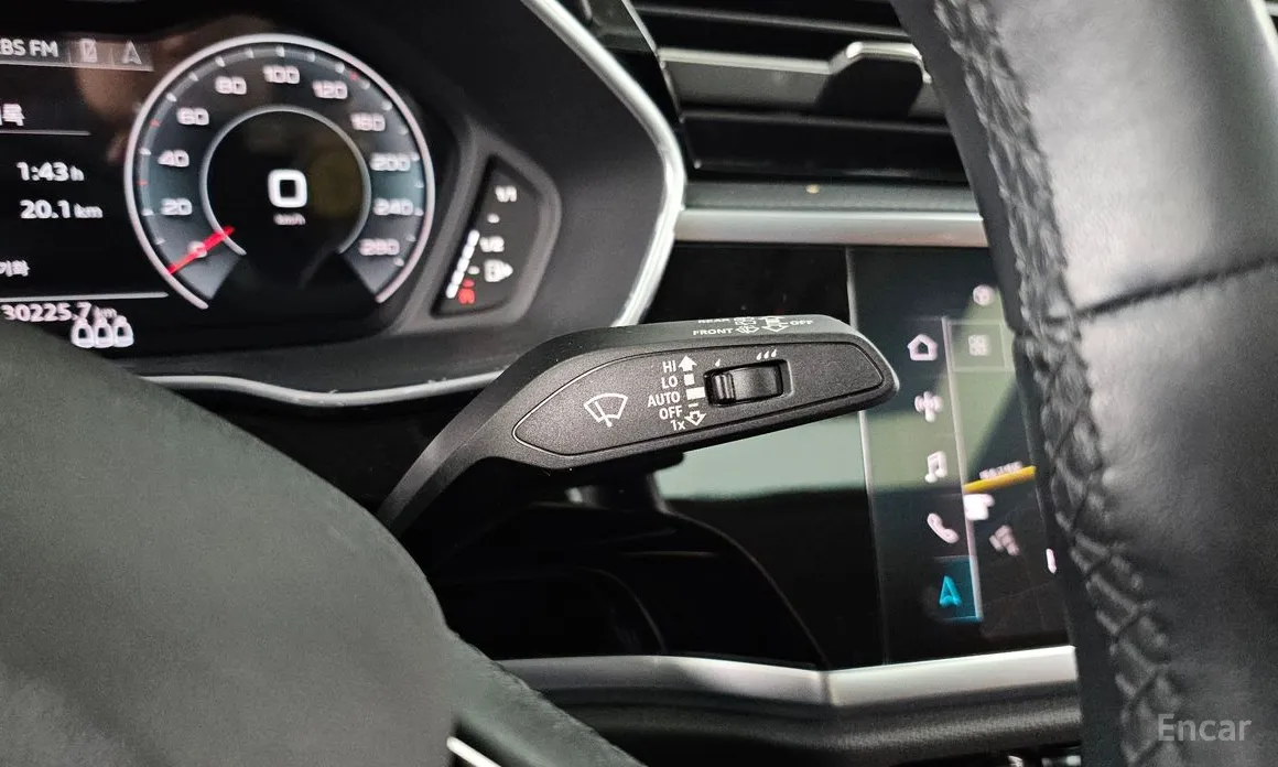 Фото 18 - Audi Q3