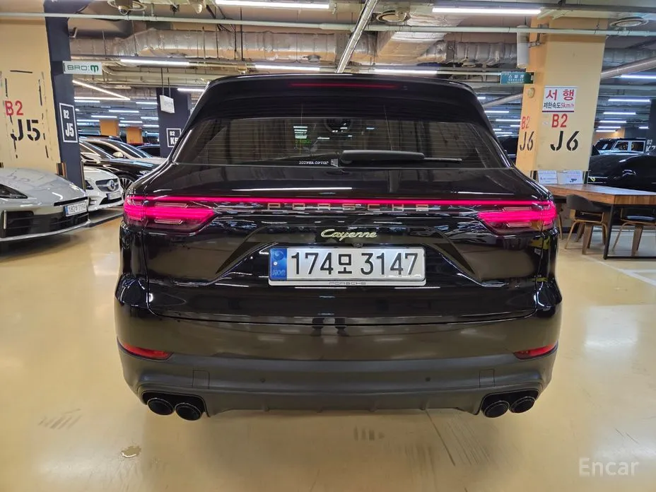 Фото 5 - Porsche Cayenne