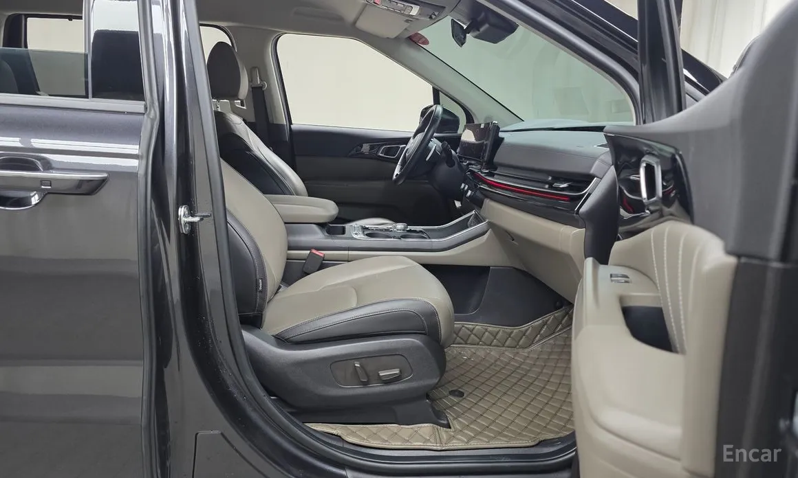 Фото 11 - Kia Carnival