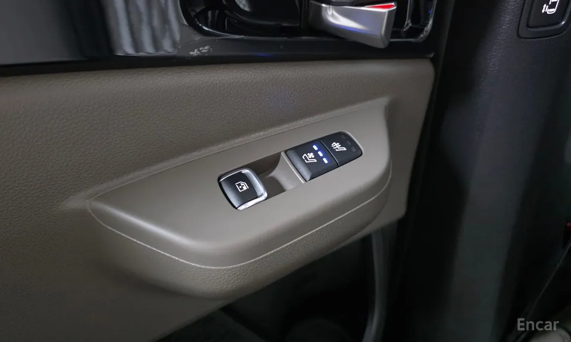 Фото 19 - Kia Carnival