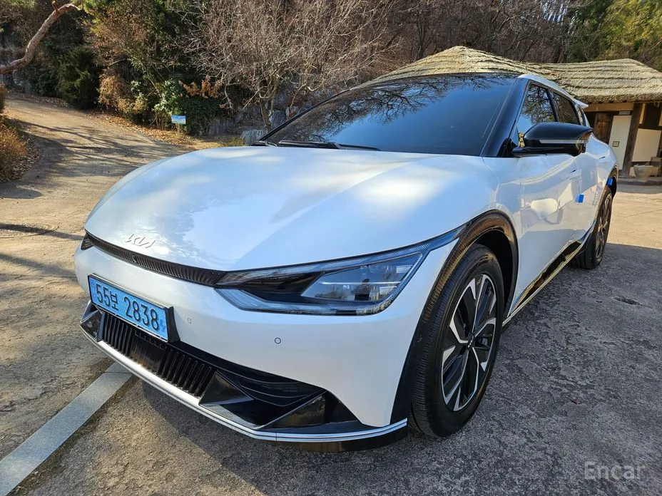 Фото 1 - Kia EV6