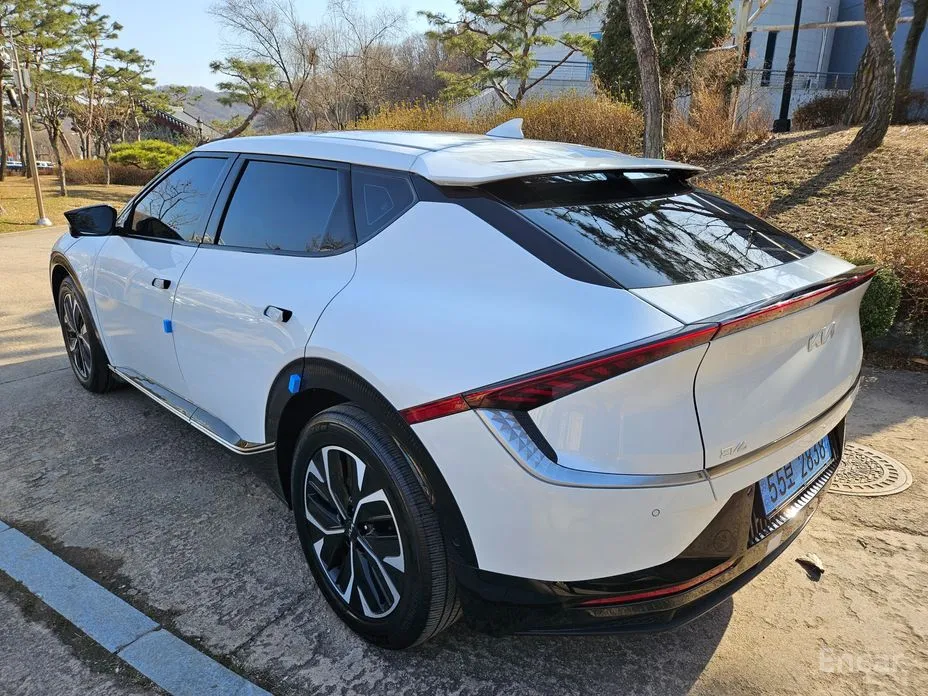 Фото 6 - Kia EV6