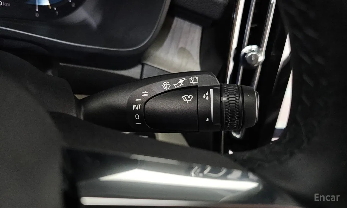 Фото 14 - Volvo XC40