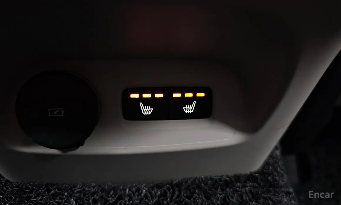 Фото 18 - Volvo XC40