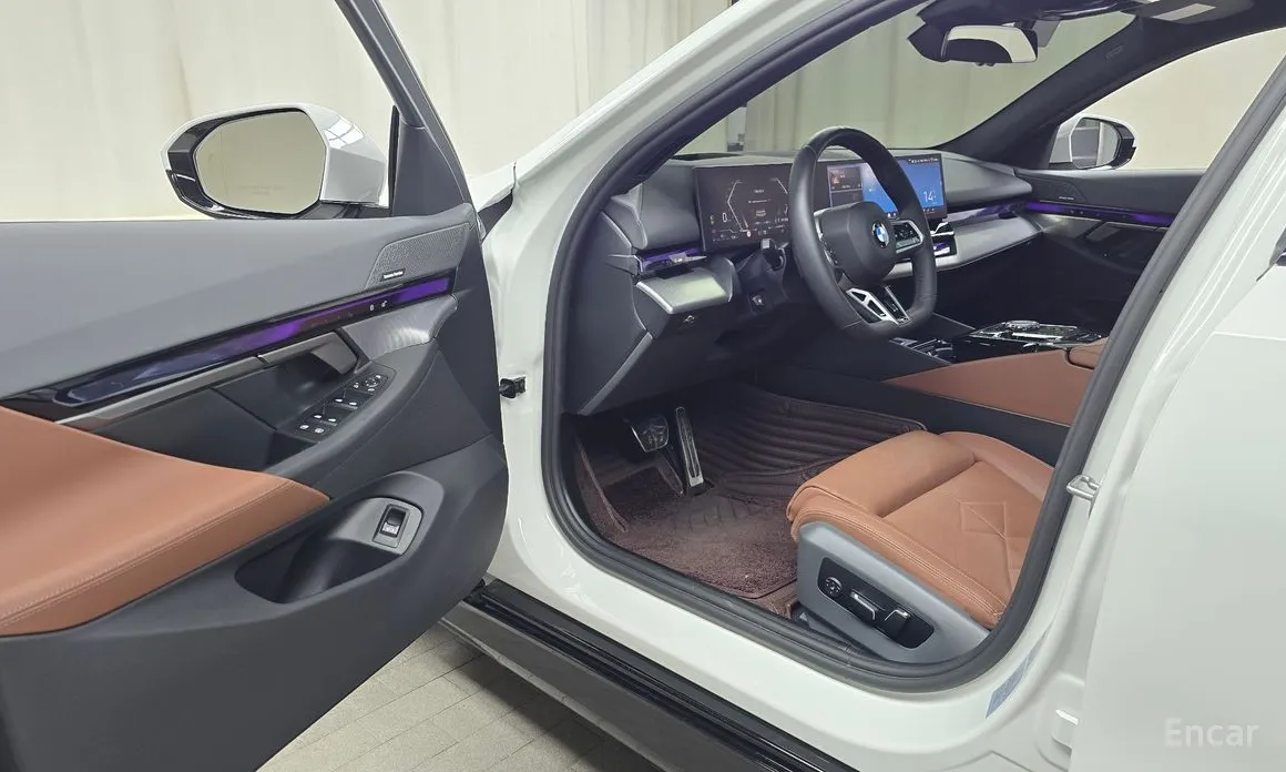 Фото 10 - BMW 5 Series