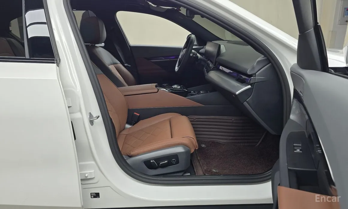 Фото 11 - BMW 5 Series