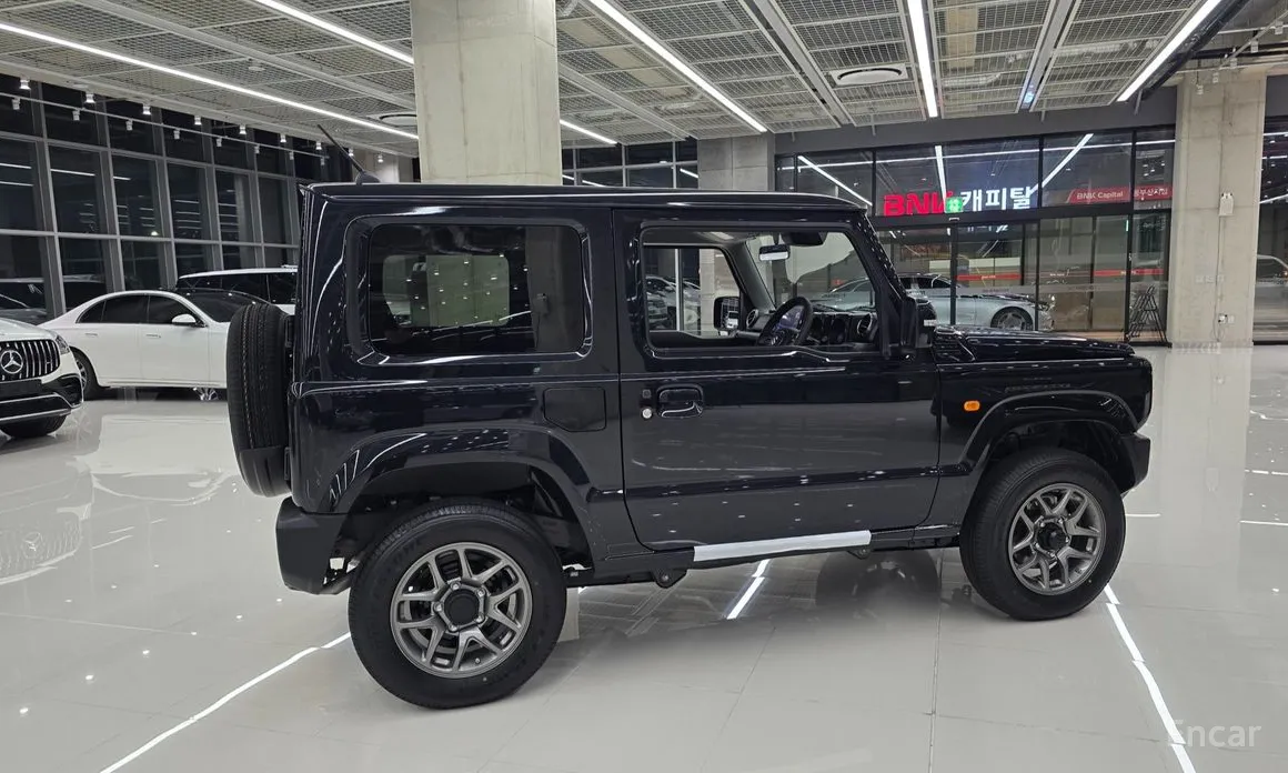 Фото 19 - Suzuki Jimny