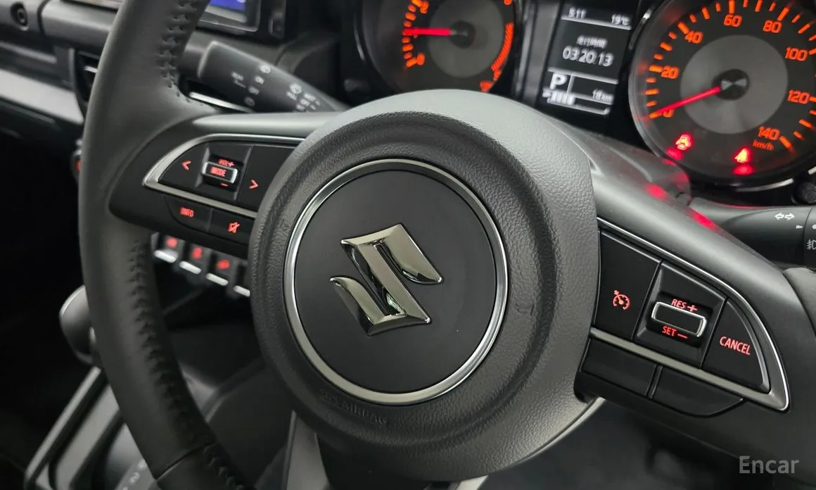 Фото 8 - Suzuki Jimny