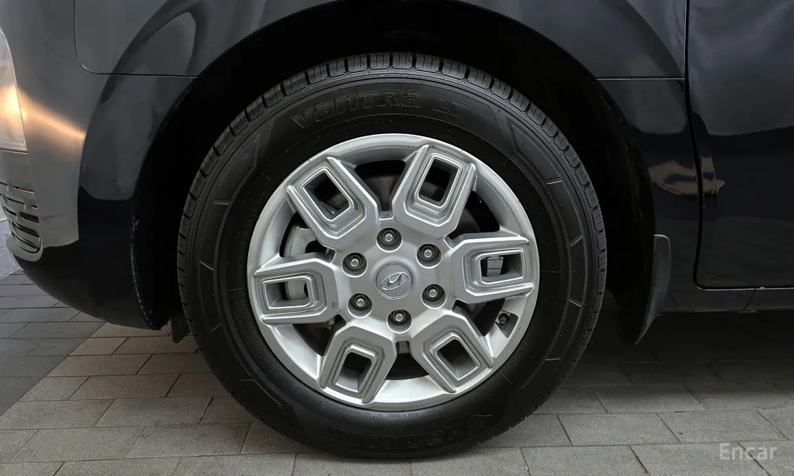 Фото 5 - Hyundai Staria