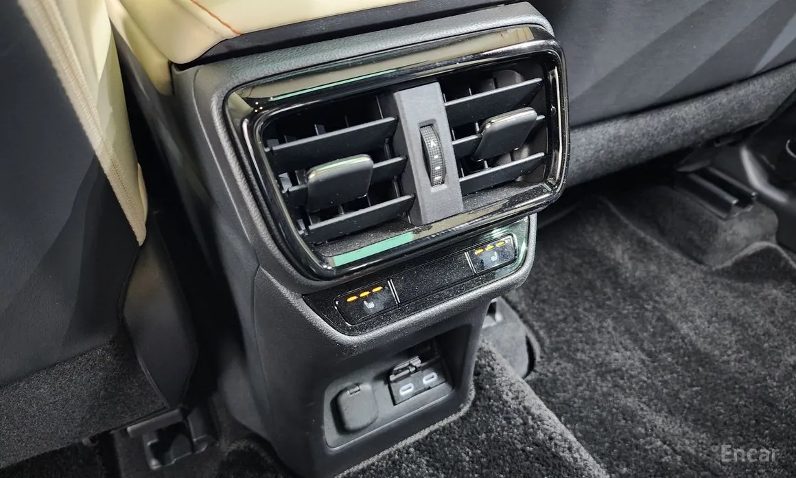 Фото 18 - Lexus NX