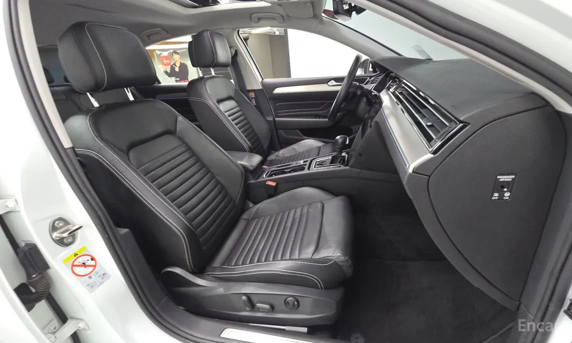 Фото 11 - Volkswagen Passat