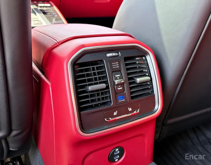 Фото 18 - Porsche Macan