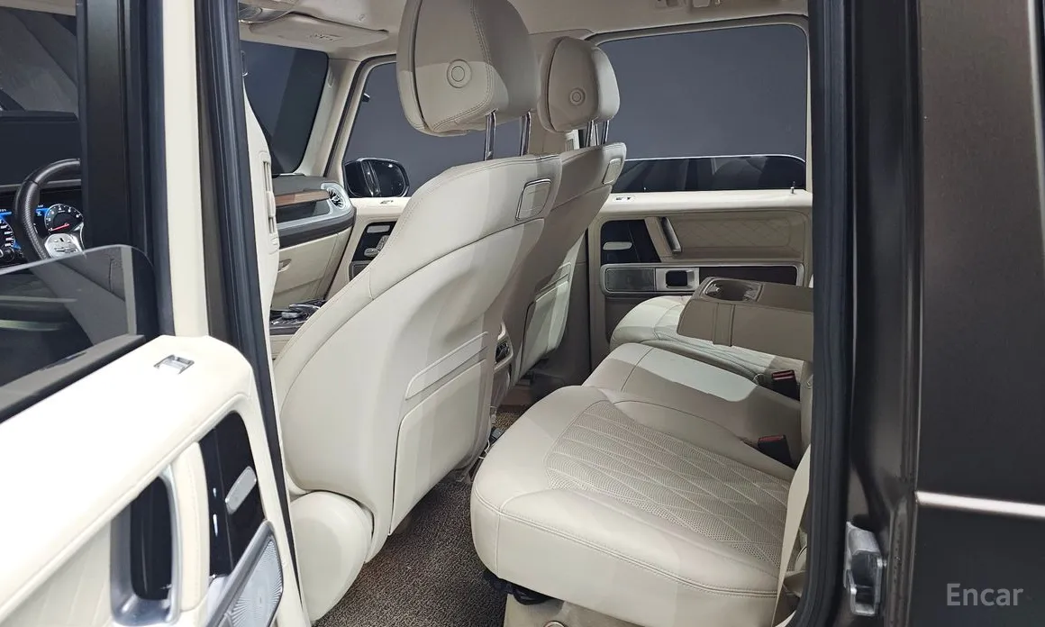 Фото 12 - Mercedes-Benz G-Class