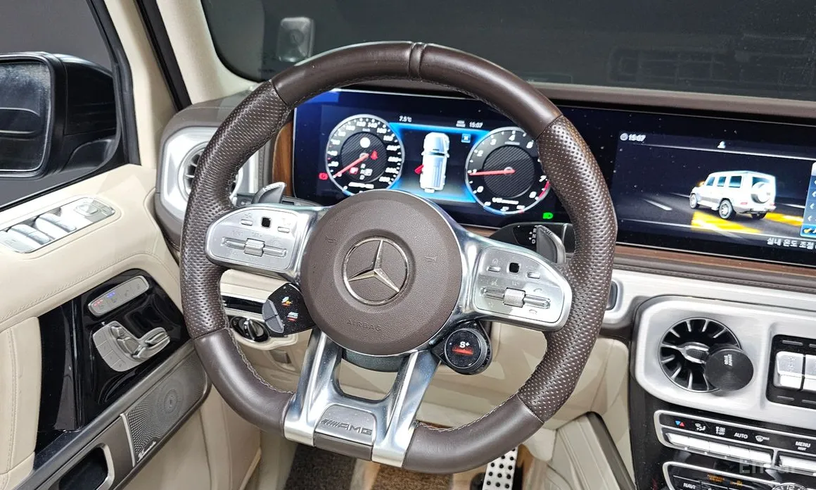 Фото 13 - Mercedes-Benz G-Class