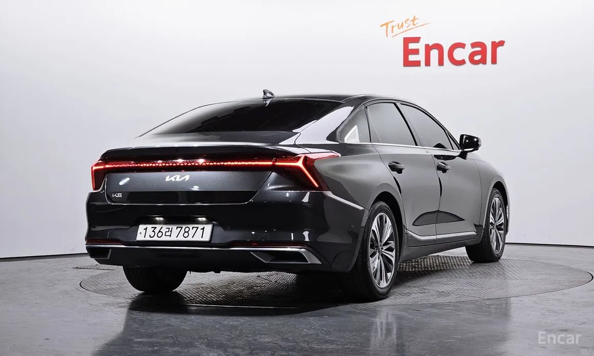 Фото 5 - Kia K8