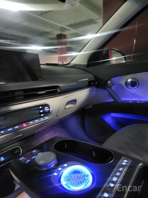 Фото 8 - Genesis GV60