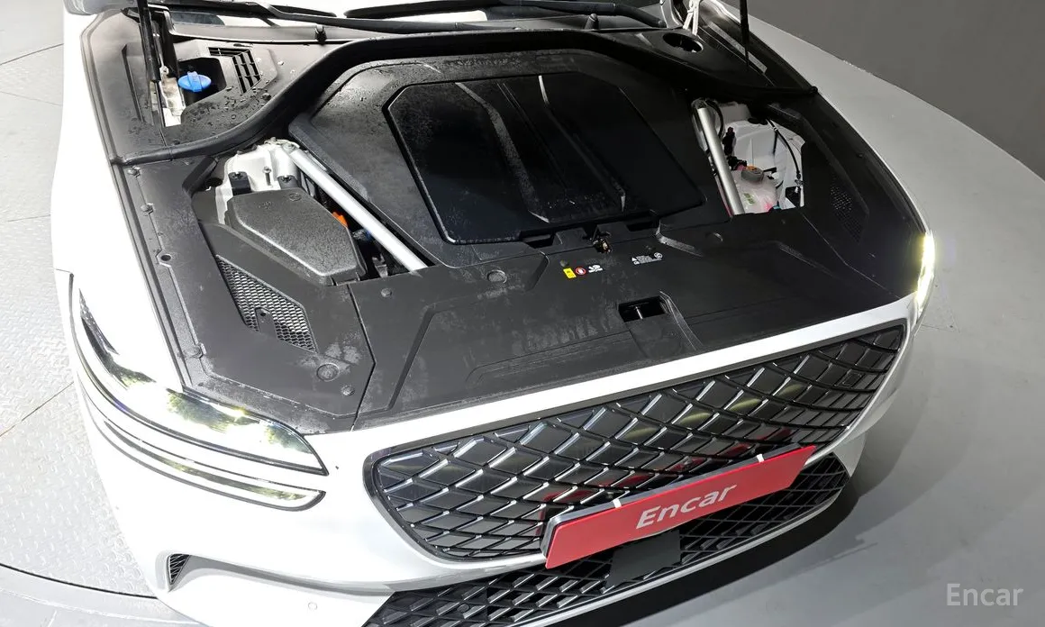 Фото 6 - Genesis GV70