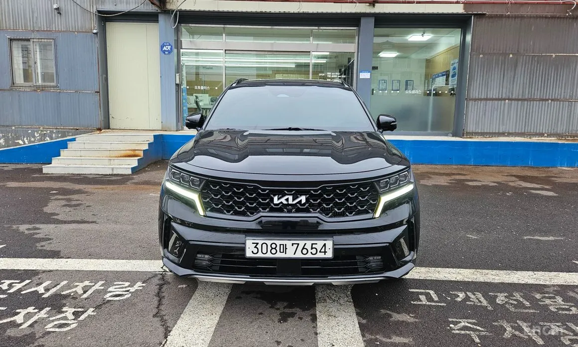 Фото 1 - Kia Sorento