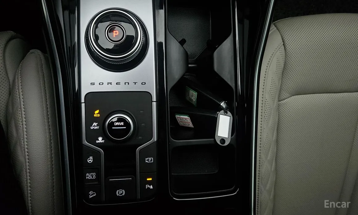Фото 14 - Kia Sorento