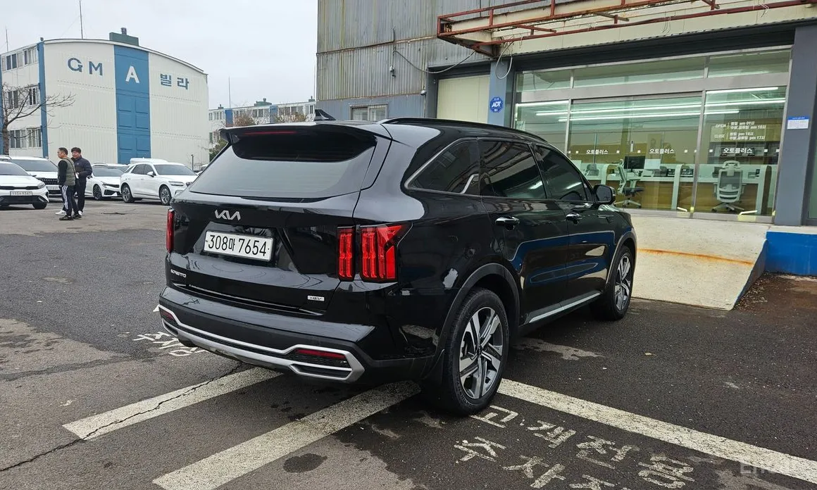 Фото 4 - Kia Sorento