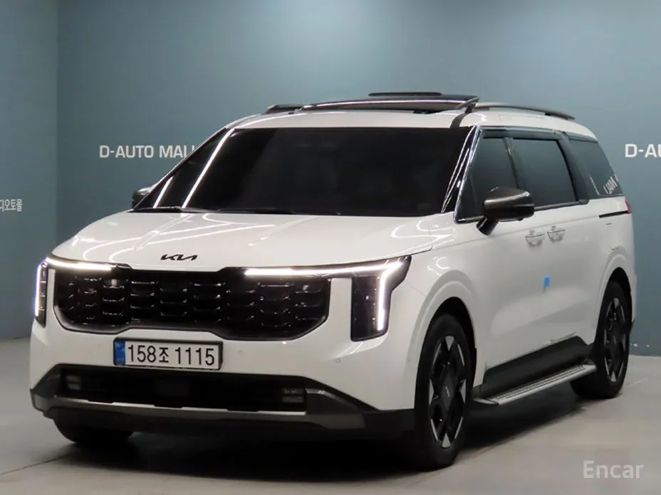 Фото 1 - Kia Carnival