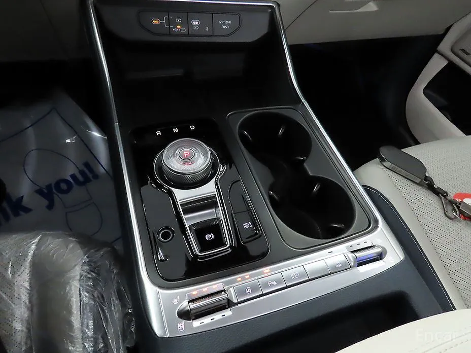 Фото 11 - Kia Carnival