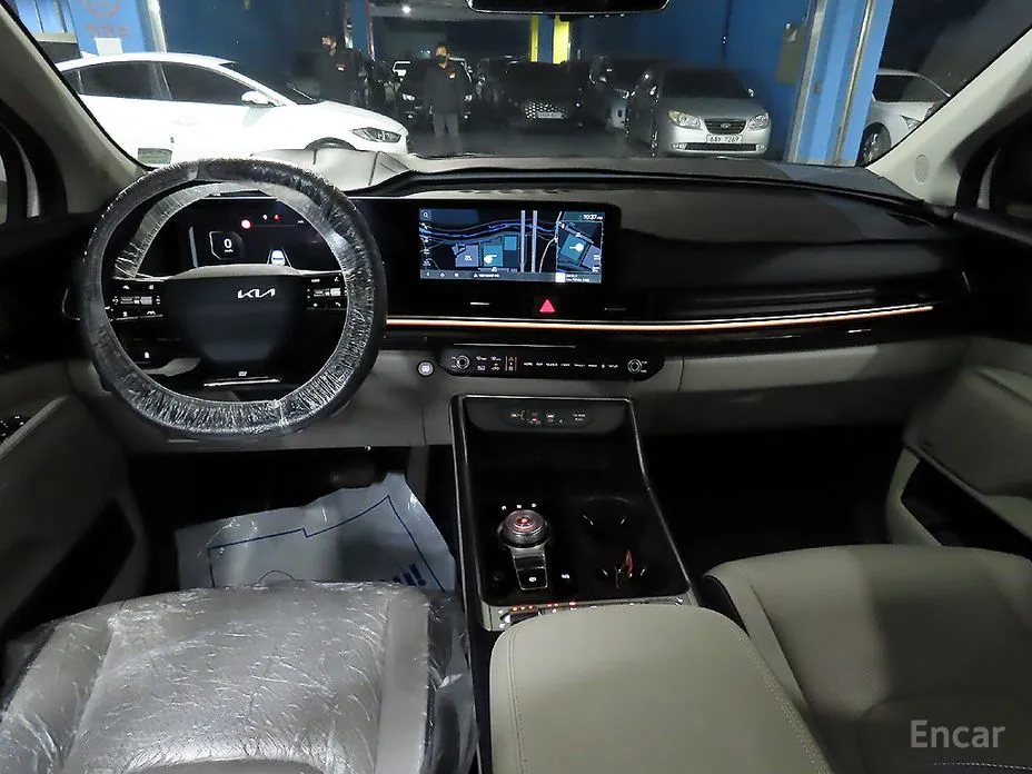 Фото 5 - Kia Carnival