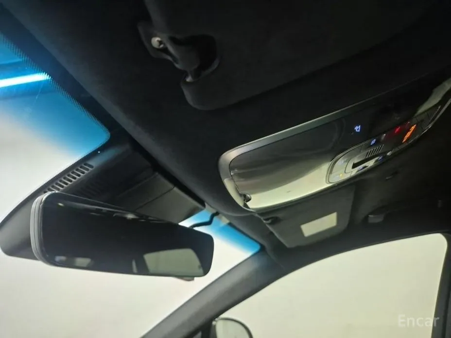 Фото 17 - Genesis G90