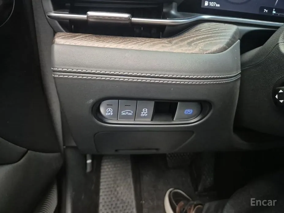 Фото 18 - Genesis G90