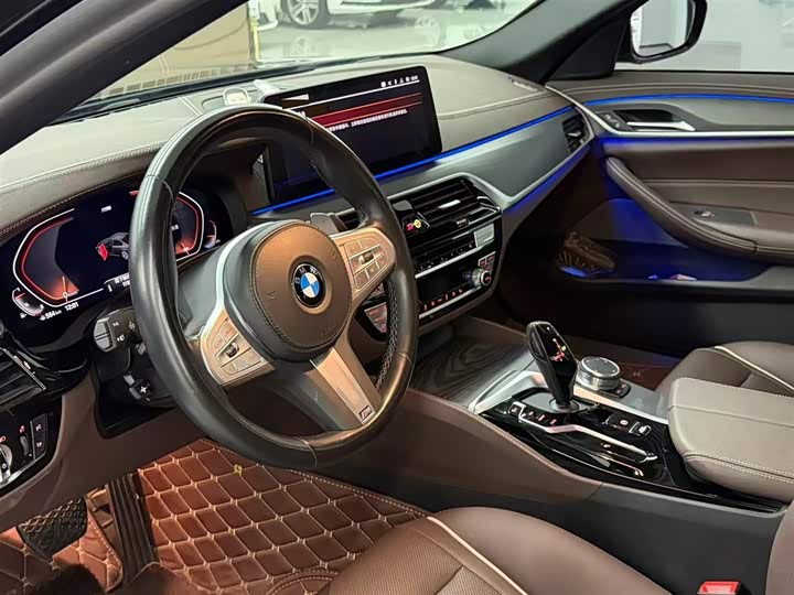 Фото 4 - BMW 5 Series