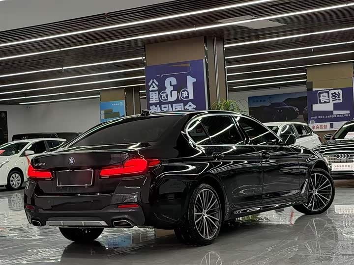 Фото 9 - BMW 5 Series