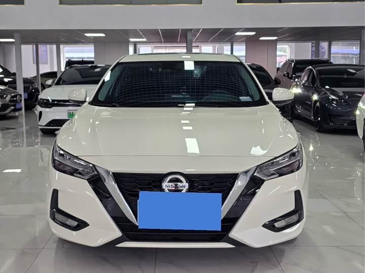 Фото 2 - Nissan Sylphy