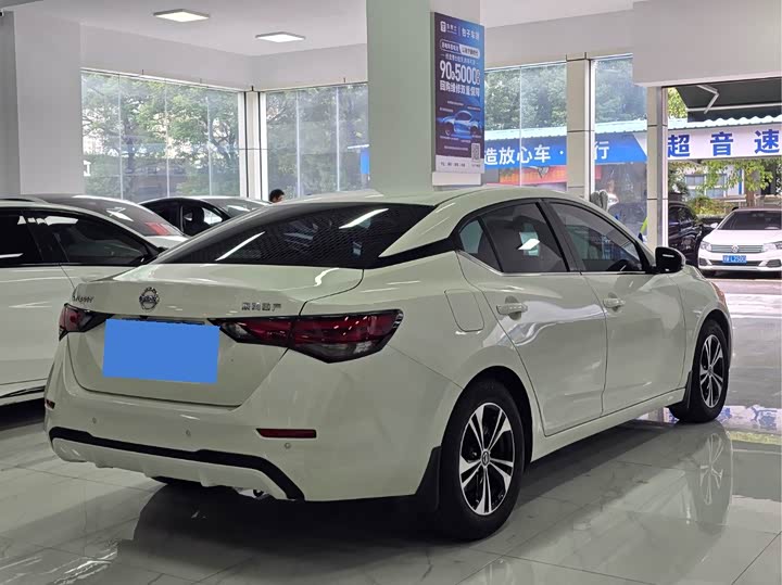 Фото 6 - Nissan Sylphy