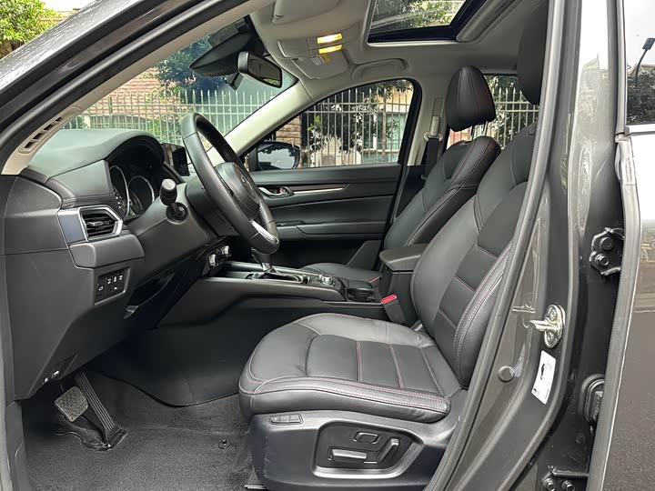 Фото 3 - Mazda CX-5