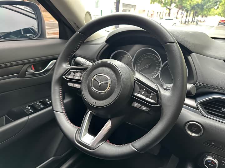 Фото 4 - Mazda CX-5