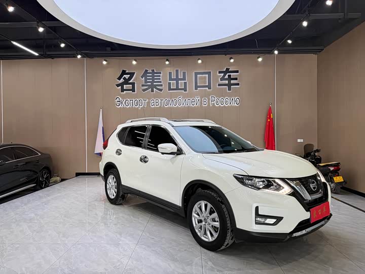 Фото 2 - Nissan X-Trail