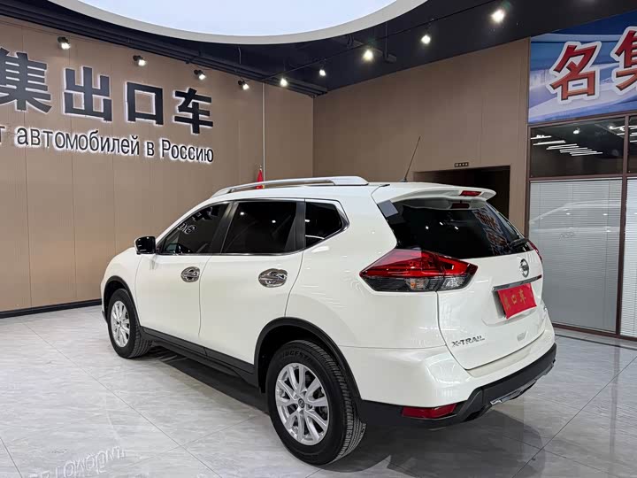 Фото 4 - Nissan X-Trail