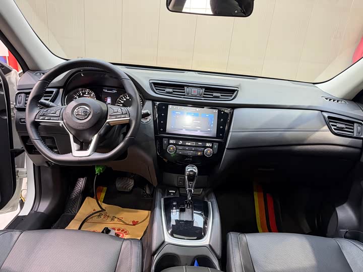 Фото 8 - Nissan X-Trail