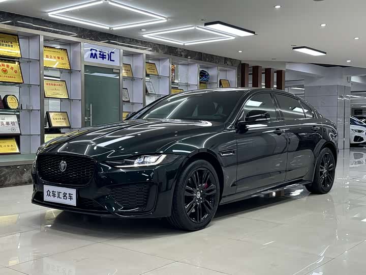 Photo 1 - Jaguar XE L