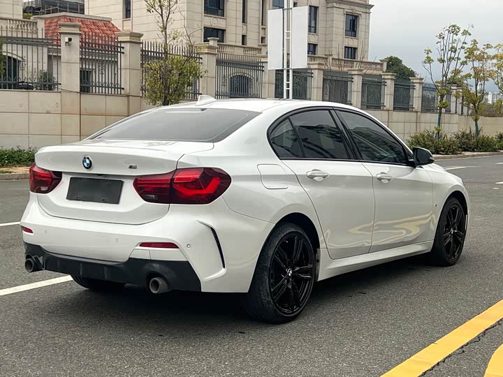 Фото 7 - BMW 1 Series