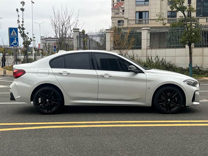 Фото 8 - BMW 1 Series