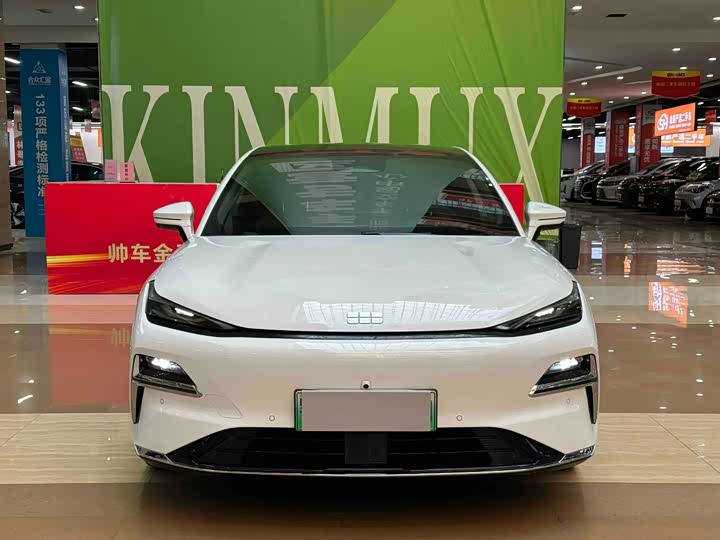 Фото 2 - Geely Galaxy Starshine 8 EM-i