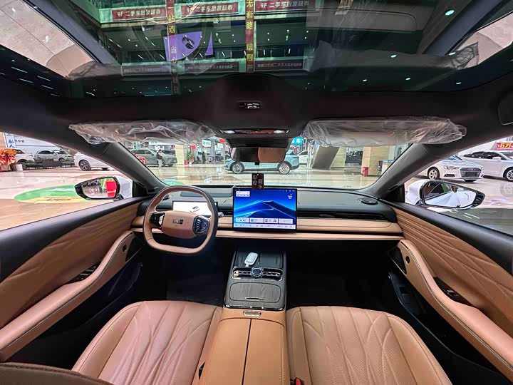 Фото 4 - Geely Galaxy Starshine 8 EM-i