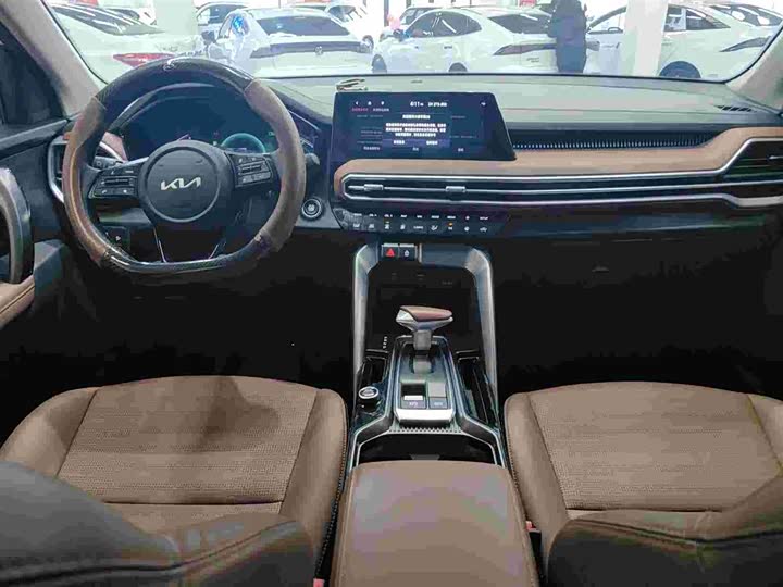 Фото 8 - Kia Sportage GT-line