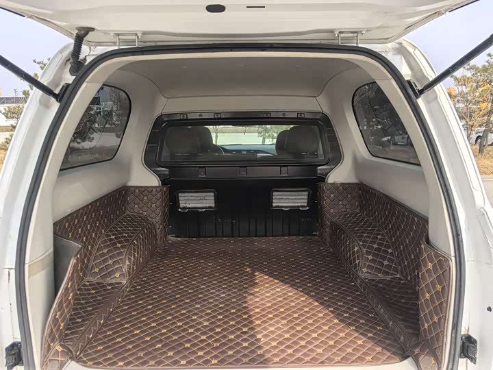 Фото 7 - Dongfeng Palasso